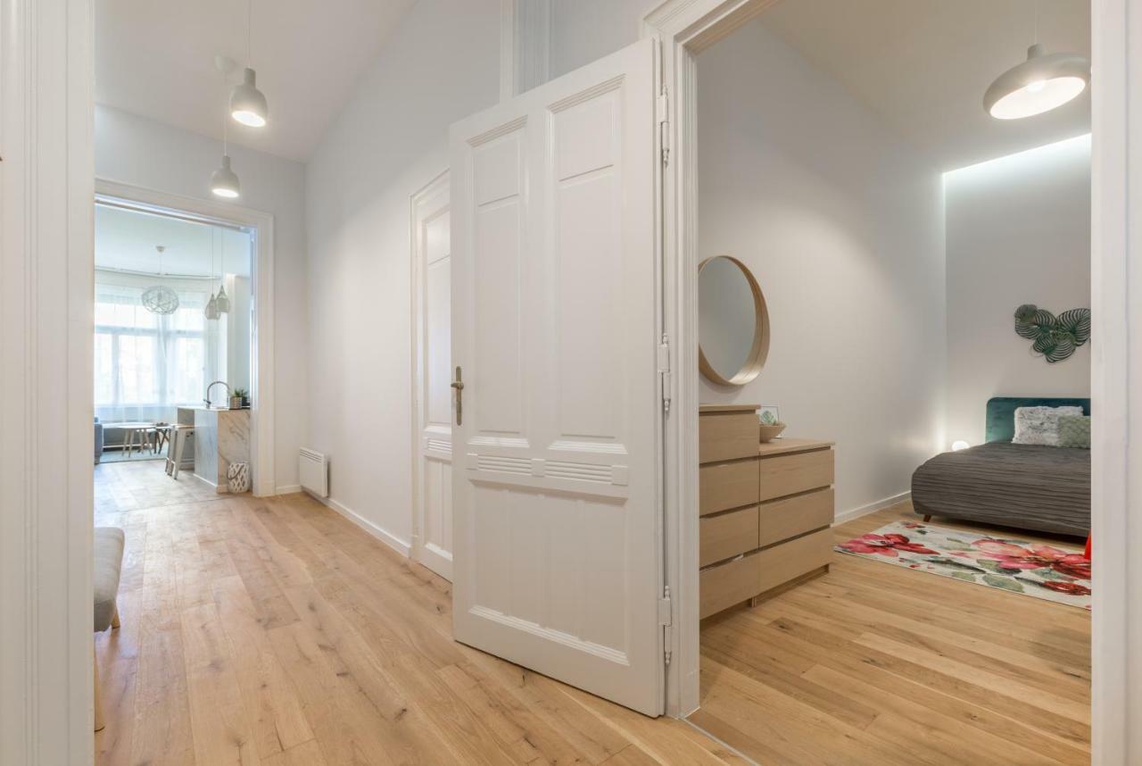 Designer Dream Home In The Center W 2Br/2Bath Budapest Exteriör bild