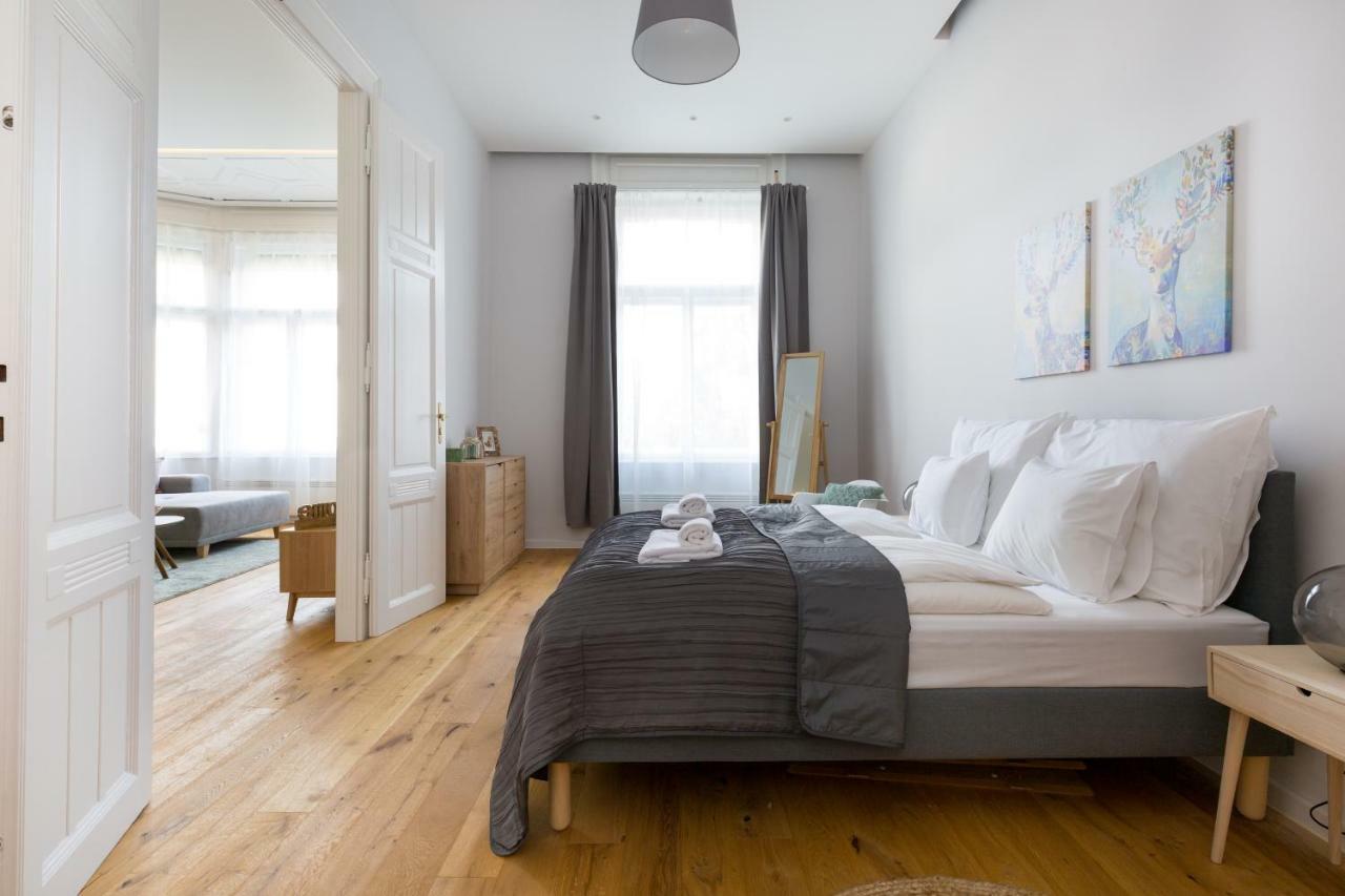 Designer Dream Home In The Center W 2Br/2Bath Budapest Exteriör bild