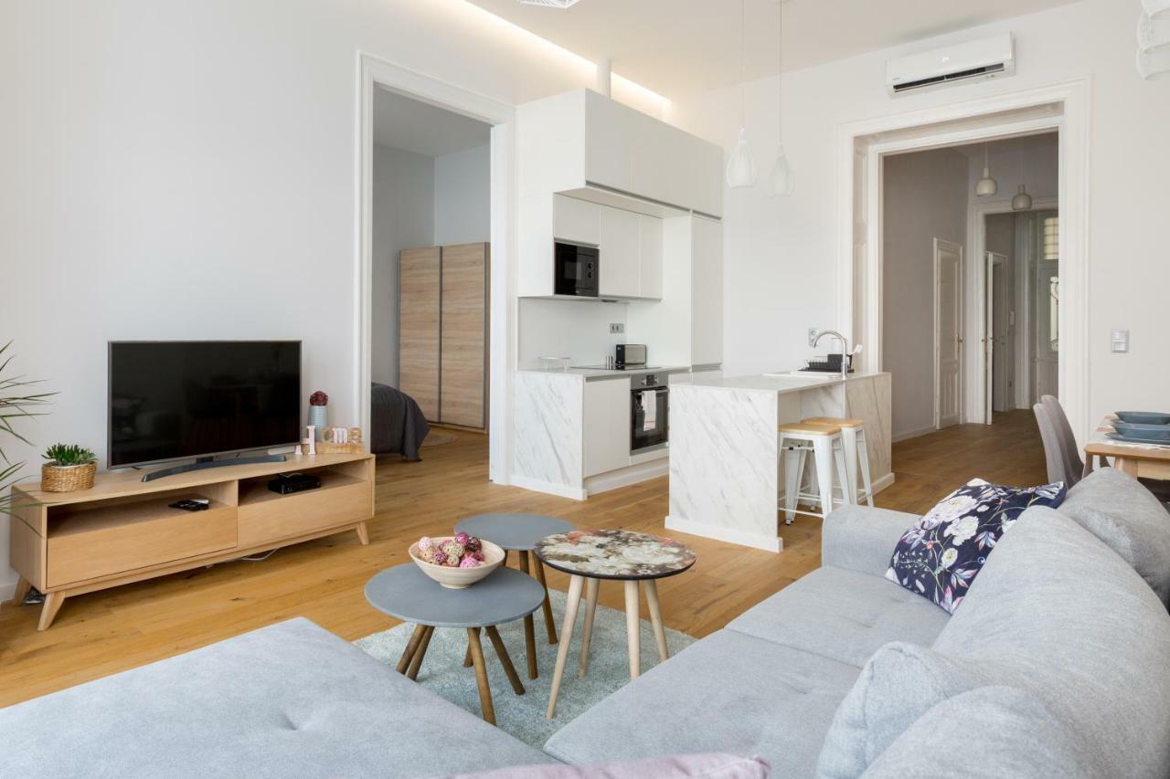 Designer Dream Home In The Center W 2Br/2Bath Budapest Exteriör bild