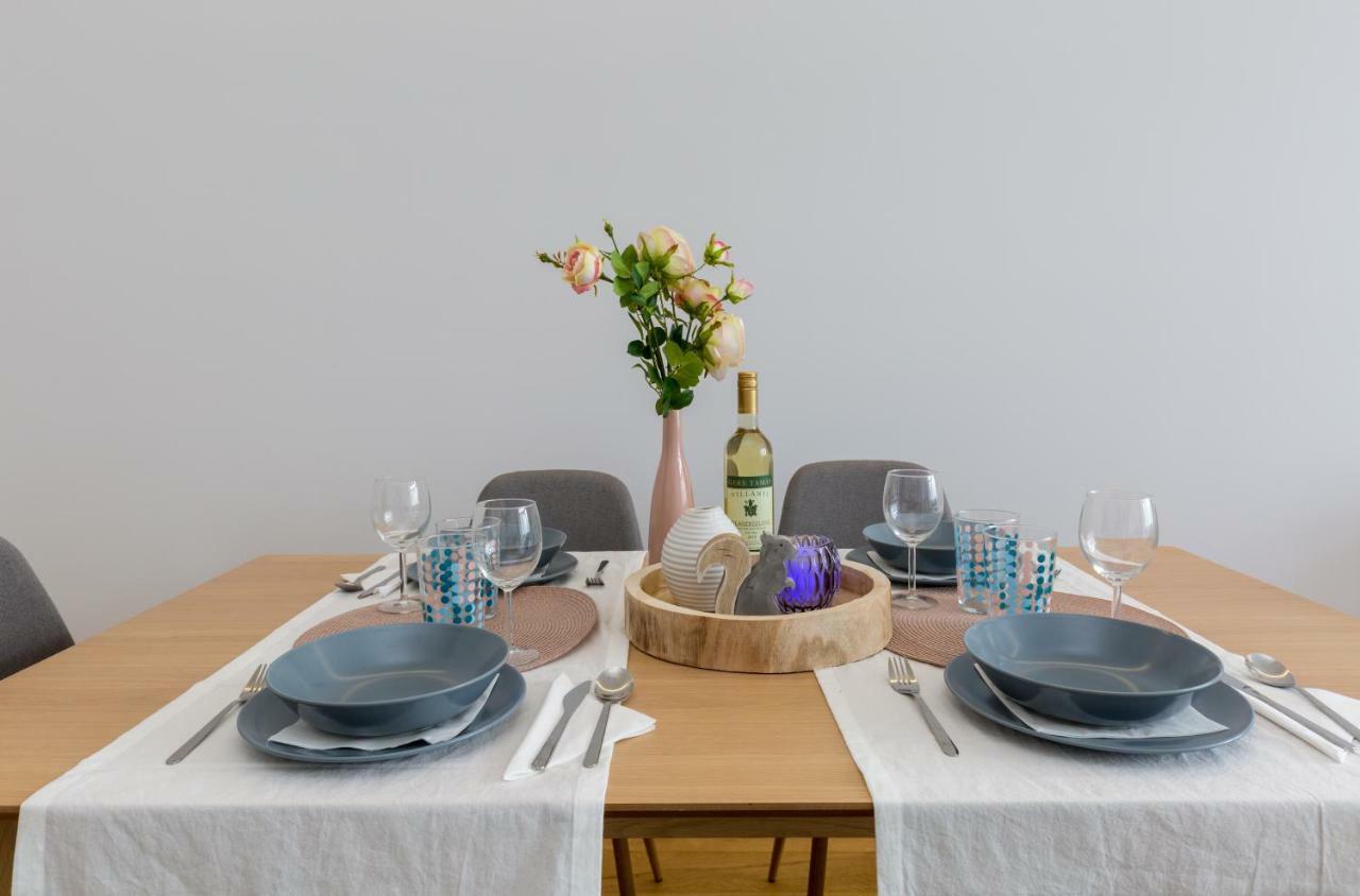 Designer Dream Home In The Center W 2Br/2Bath Budapest Exteriör bild